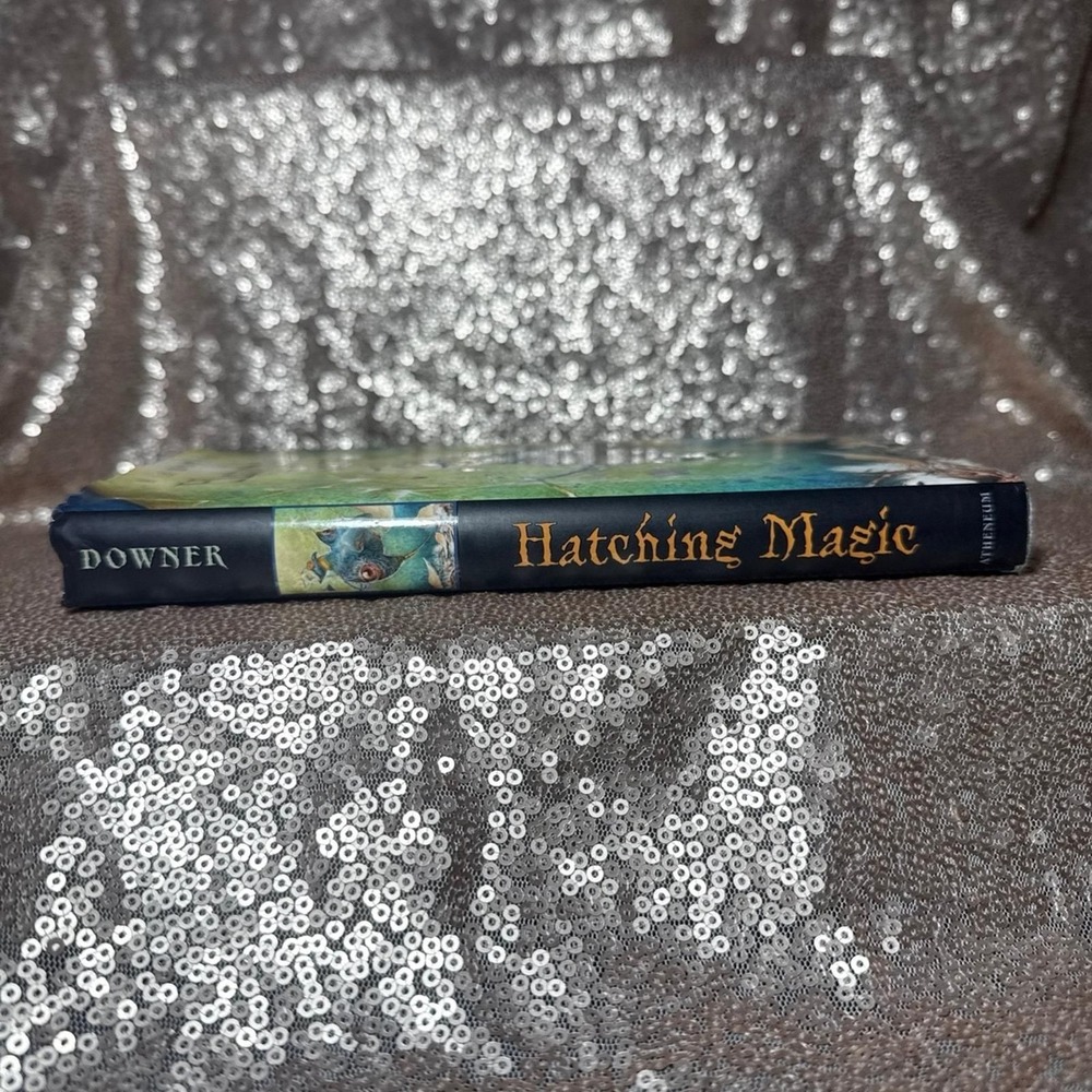 Vintage Hatching Magic Hardcover Book First Edition Ann Downer 2003 - Picture 7 of 7